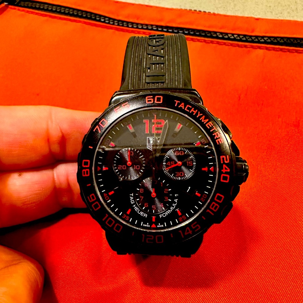 TAG HEUER FORMULA 1 ONE F1 QUARTZ CHRONOGRAPH MEN'S WATCH